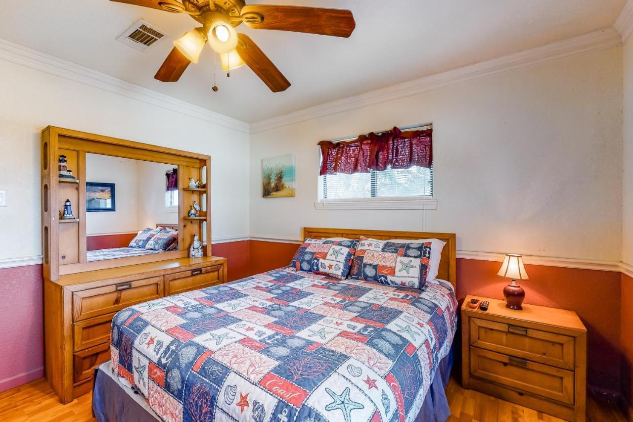 Coronado'S Getaway Crystal Beach Esterno foto